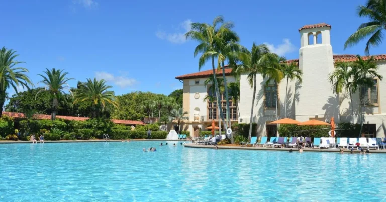 15 Best Hotels in Florida Keys: Paradise Awaits in 2025
